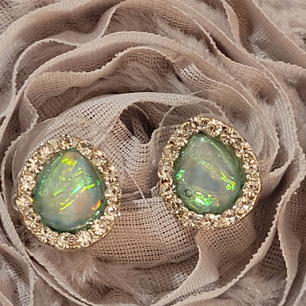 Multicolor and clear earrings